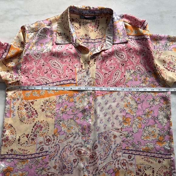 Zara Floral Women’s Satin Paisley Blouse Long Sleeve Button Down Size M - Picture 9 of 11